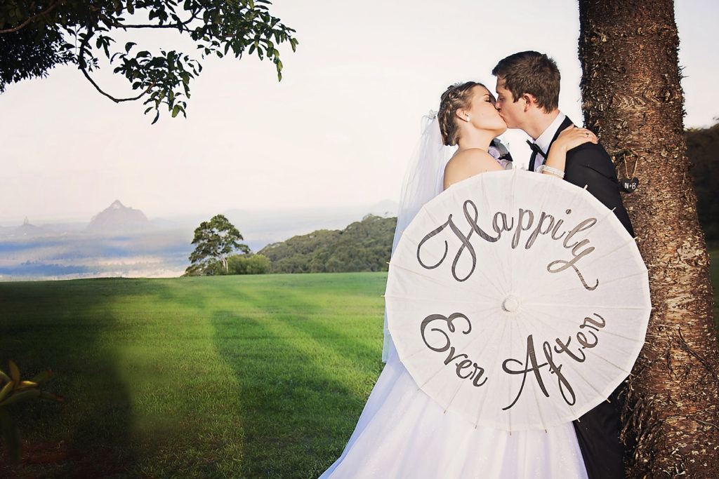 Maleny Wedding Couple